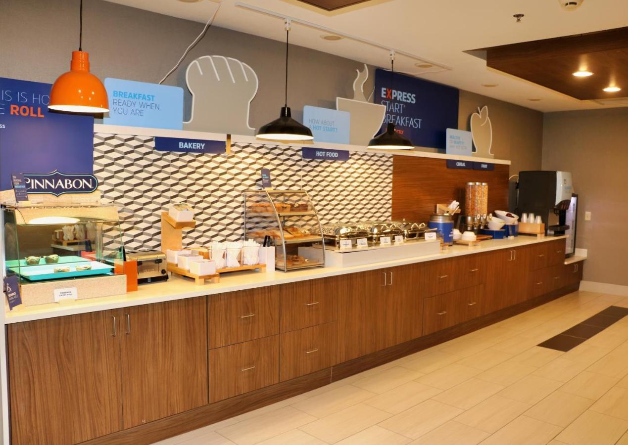 Holiday Inn Express By Ihg Douglas Exterior foto